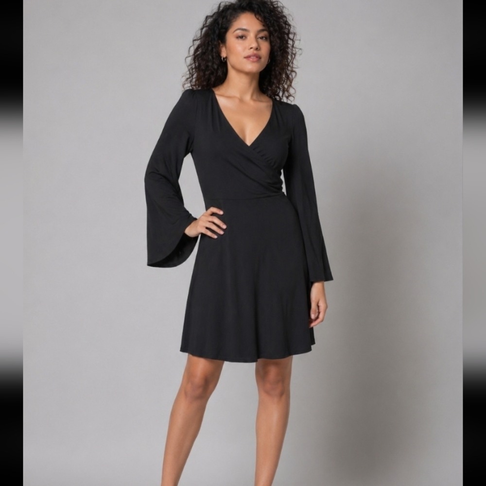 FREE PRESS Black Bell Sleeves Dress L